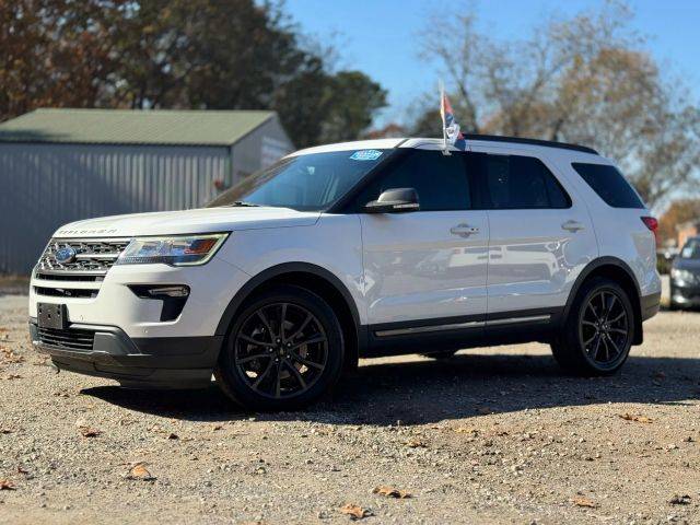 2018 Ford Explorer XLT FWD photo