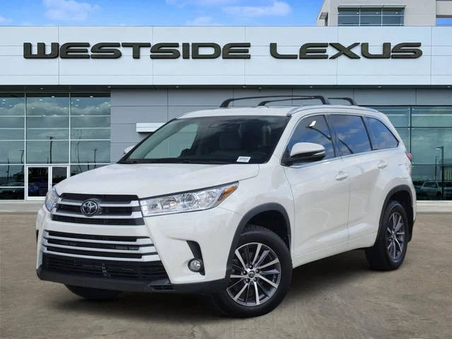 2018 Toyota Highlander XLE FWD photo