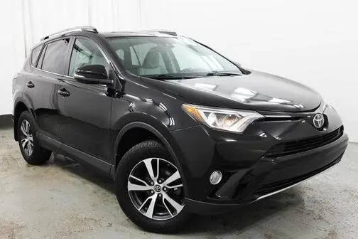 2018 Toyota RAV4 XLE AWD photo