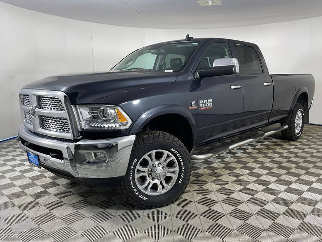 2018 Ram 3500 Laramie 4WD photo
