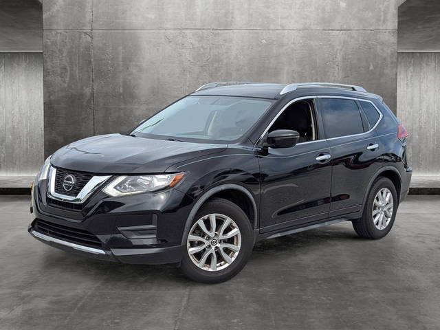 2018 Nissan Rogue SV FWD photo