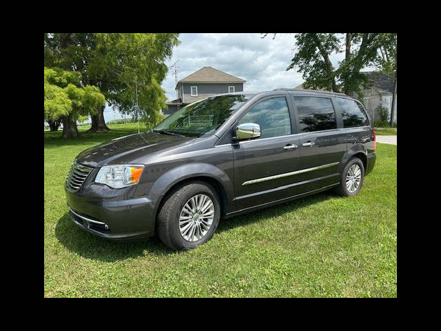 2015 Chrysler Town and Country Touring-L FWD photo