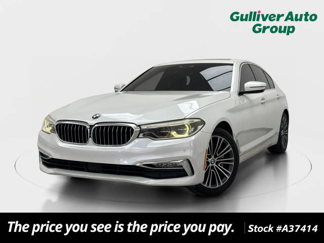 2018 BMW 5 Series 530i RWD photo