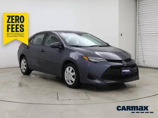 2018 Toyota Corolla LE FWD photo