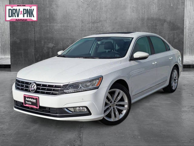 2018 Volkswagen Passat 2.0T SEL Premium FWD photo