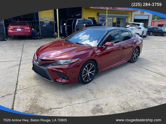 2018 Toyota Camry SE FWD photo