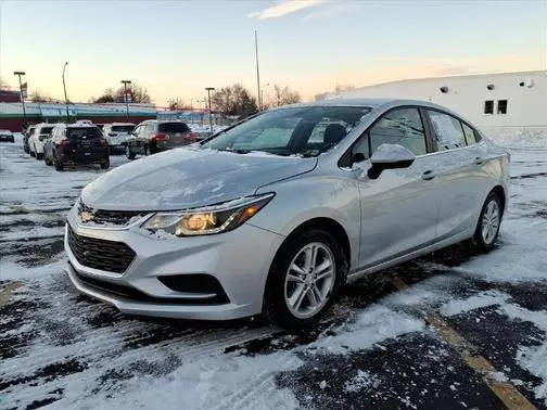 2018 Chevrolet Cruze LT FWD photo