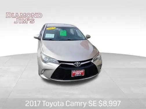 2017 Toyota Camry SE FWD photo