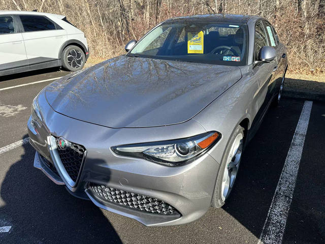 2018 Alfa Romeo Giulia Ti Sport AWD photo