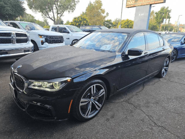 2018 BMW 7 Series 750i RWD photo