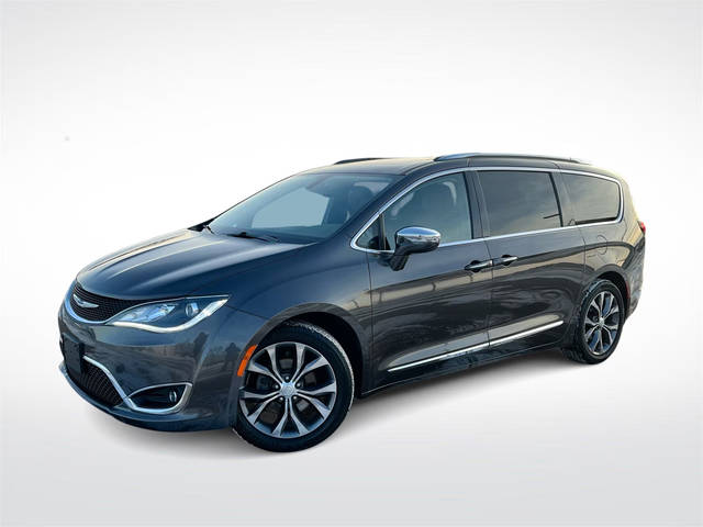 2018 Chrysler Pacifica Minivan Limited FWD photo