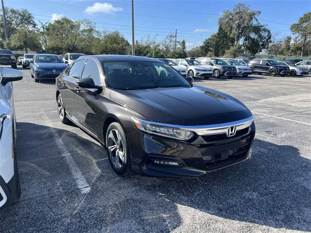 2018 Honda Accord EX-L 2.0T FWD photo