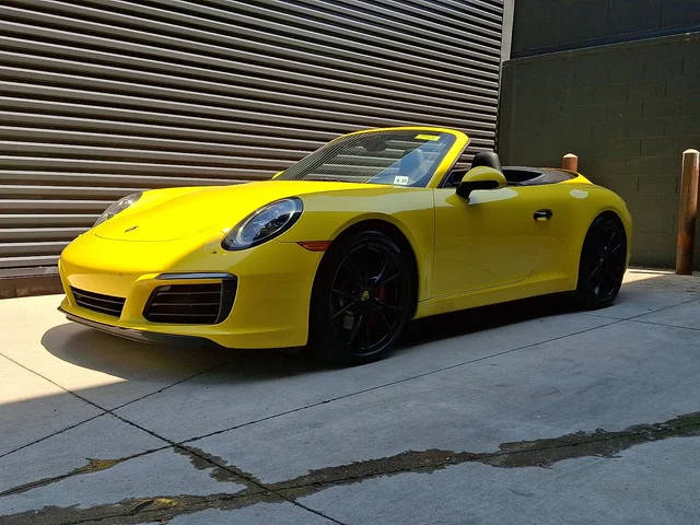 2017 Porsche 911 Carrera S RWD photo