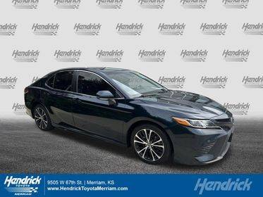 2018 Toyota Camry SE FWD photo