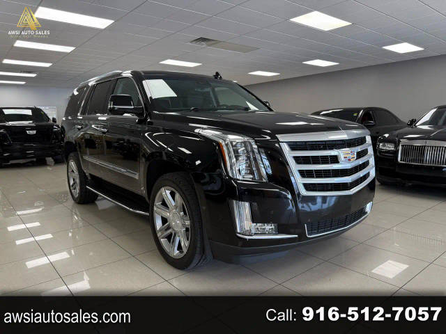 2018 Cadillac Escalade Luxury 4WD photo