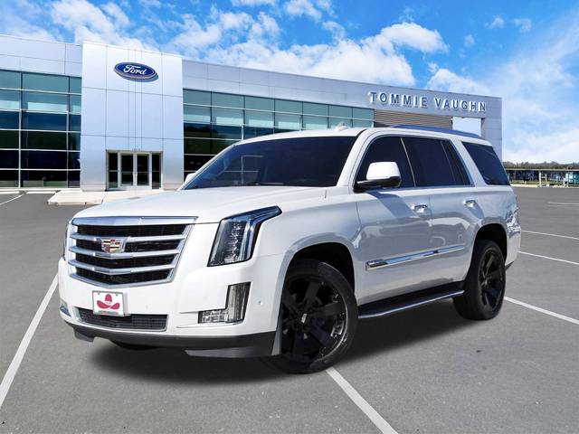 2018 Cadillac Escalade Luxury 4WD photo