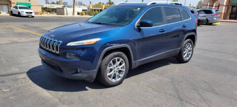 2018 Jeep Cherokee Latitude Plus FWD photo