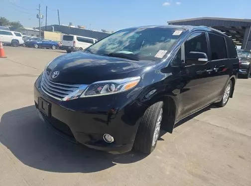 2017 Toyota Sienna Limited Premium FWD photo