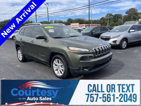 2018 Jeep Cherokee Latitude FWD photo