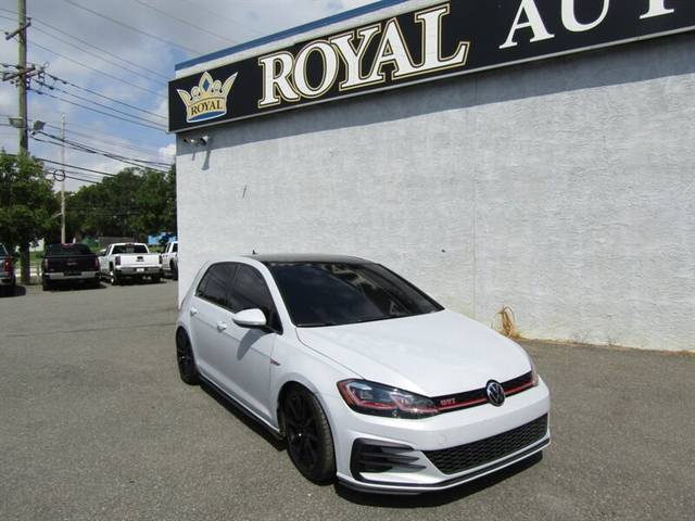 2018 Volkswagen Golf GTI SE FWD photo