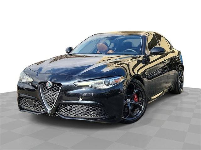 2018 Alfa Romeo Giulia Ti Sport RWD photo