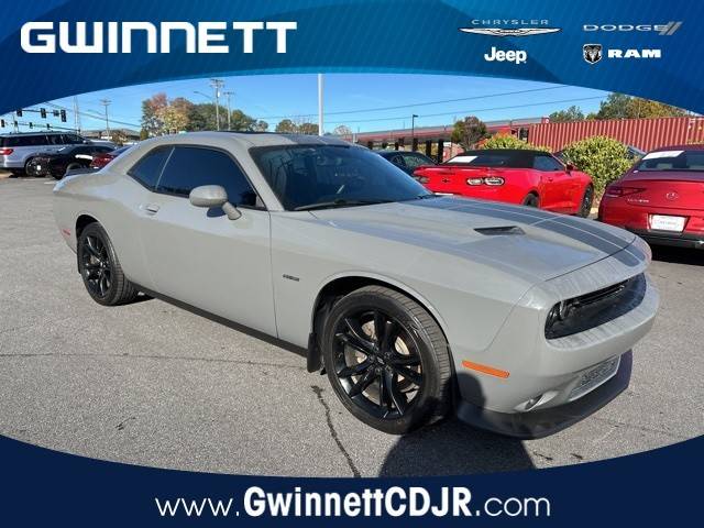 2018 Dodge Challenger R/T RWD photo