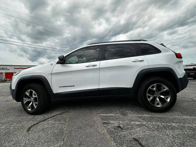 2015 Jeep Cherokee Trailhawk 4WD photo