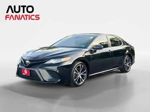2018 Toyota Camry SE FWD photo