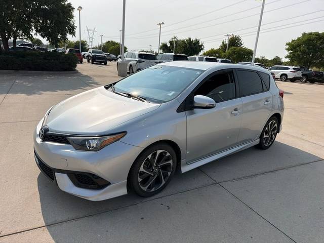 2018 Toyota Corolla iM FWD photo
