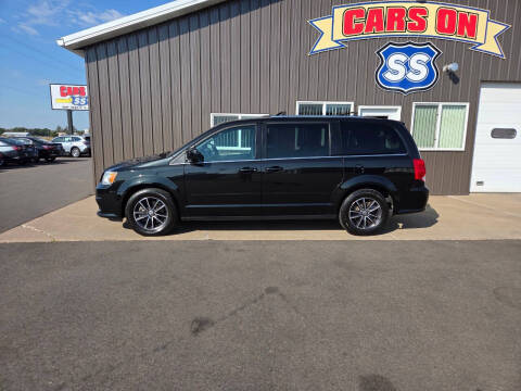 2017 Dodge Grand Caravan SXT FWD photo