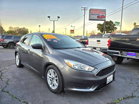 2018 Ford Focus SE FWD photo
