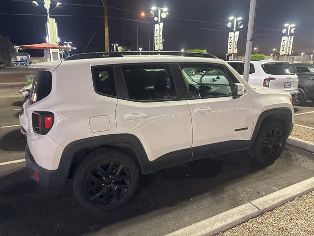 2017 Jeep Renegade Altitude 4WD photo