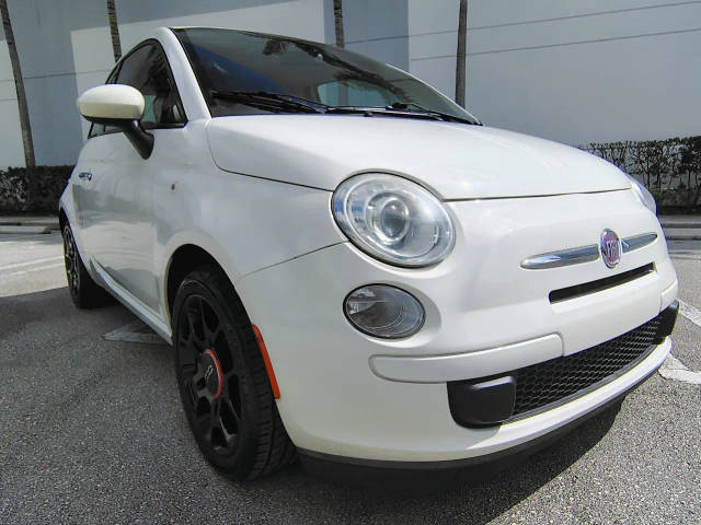 2015 FIAT 500 Pop FWD photo
