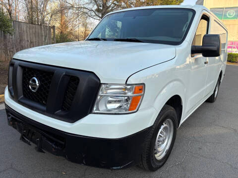 2018 Nissan NV Cargo S RWD photo