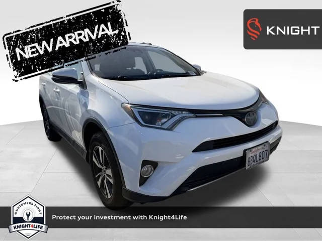 2018 Toyota RAV4 XLE FWD photo
