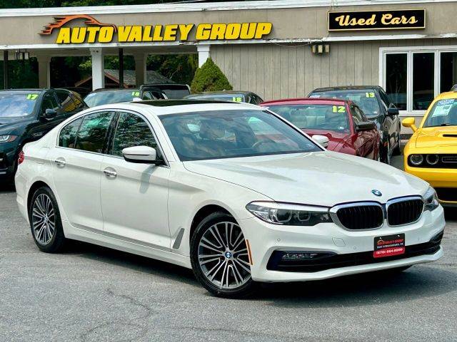 2018 BMW 5 Series 530i xDrive AWD photo