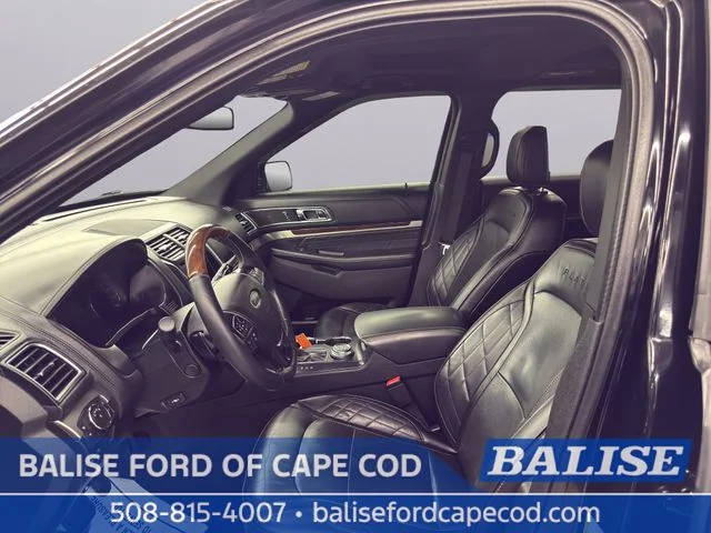 2018 Ford Explorer Platinum 4WD photo