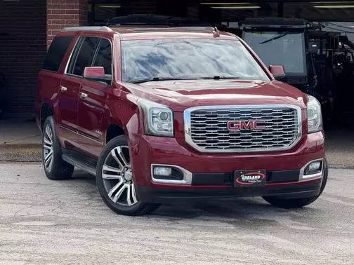 2018 GMC Yukon XL Denali RWD photo