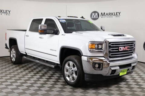 2018 GMC Sierra 2500HD SLT 4WD photo