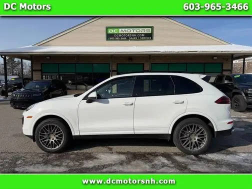 2018 Porsche Cayenne Platinum Edition AWD photo