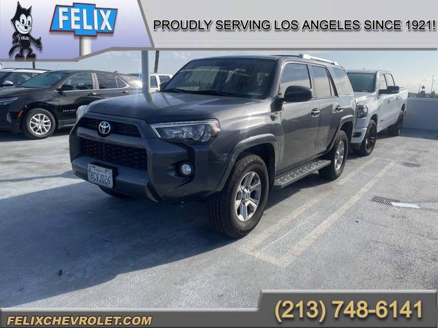 2018 Toyota 4Runner SR5 4WD photo