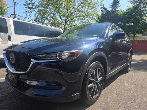 2018 Mazda CX-5 Touring FWD photo