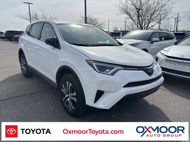 2018 Toyota RAV4 LE FWD photo