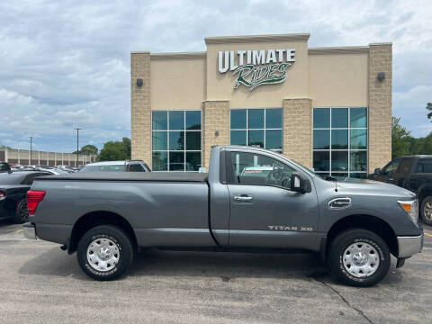 2017 Nissan Titan XD SV 4WD photo