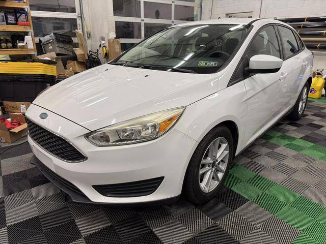 2018 Ford Focus SE FWD photo