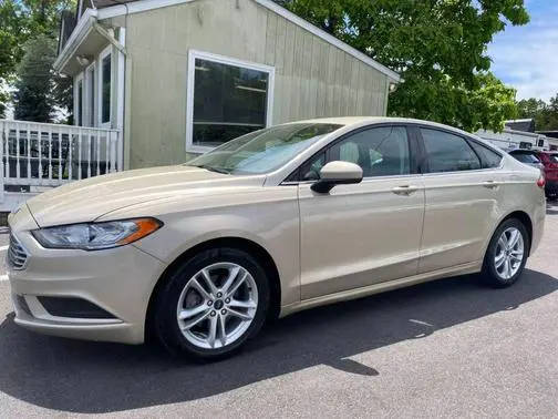 2018 Ford Fusion SE FWD photo