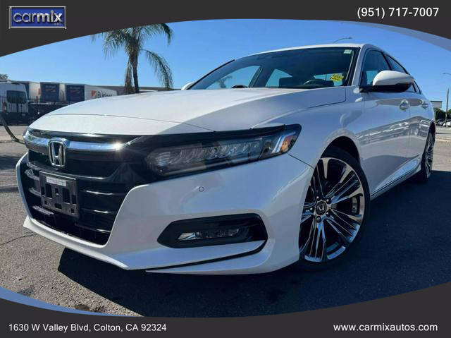 2018 Honda Accord Touring 2.0T FWD photo