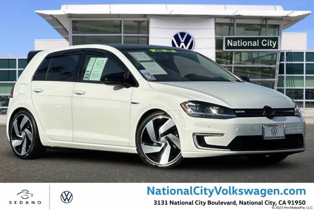 2017 Volkswagen e-Golf SEL Premium FWD photo