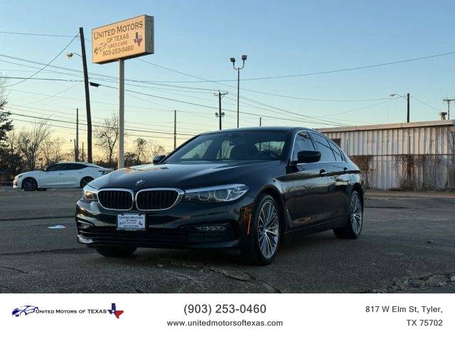 2018 BMW 5 Series 530i RWD photo