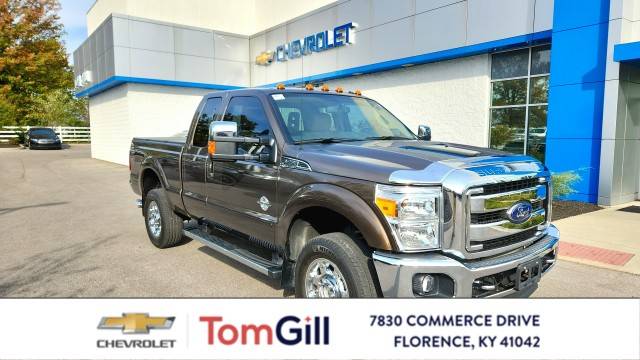 2015 Ford F-350 Super Duty Lariat 4WD photo